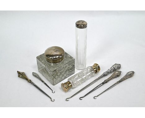 A heavy cut glass inkwell with hinged silver bun cover, Birmingham 1913, to/w a cut glass double-ended scent-flask with gilt 