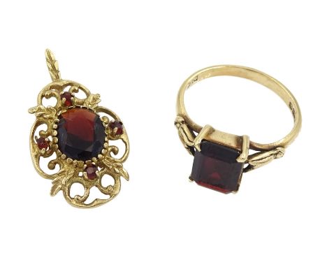 Gold single stone garnet ring and a gold garnet pendant, both 9ctCondition Report:Approx 3.95gm, ring size L-M, pendant lengt