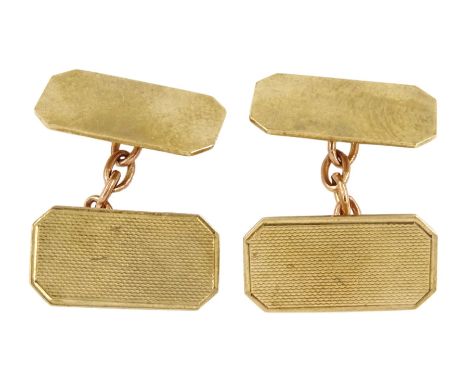 Pair of 9ct gold cufflinks, with engine turned decoration, Birmingham 1987Condition Report:Approx 4.9gm