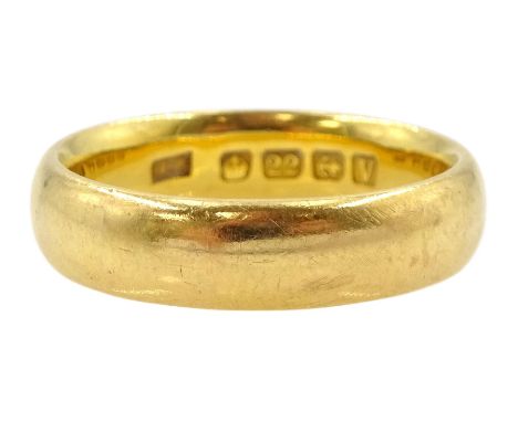 22ct gold wedding band, Birmingham 1945Condition Report:Approx 7.43gm, size M-N, band depth = 4.85mm, some light surface scra