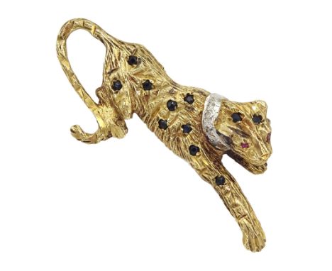 9ct gold sapphire leopard brooch, with ruby eyes and a diamond set collar, Birmingham 1989Condition Report:Approx 7.4gm, back