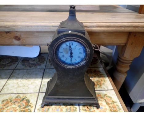 Oak cased mantle clock. Not available for in-house P&amp;P 