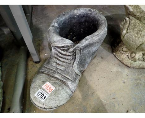 Reconstituted stone boot planter, H: 20 cm. Not available for in-house P&amp;P 