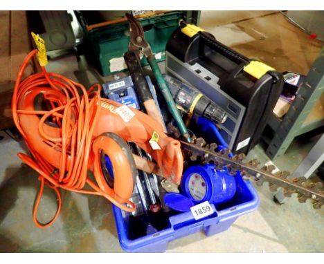 Flymo HT42 hedge trimmer with tools, trimmer in good working order and other tools. Not available for in-house P&amp;P 