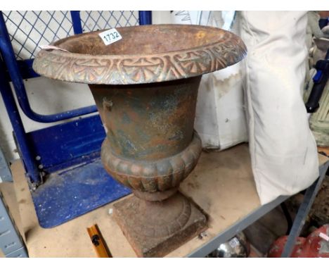 Cast iron urn planter, D: 35 cm. Not available for in-house P&amp;P 