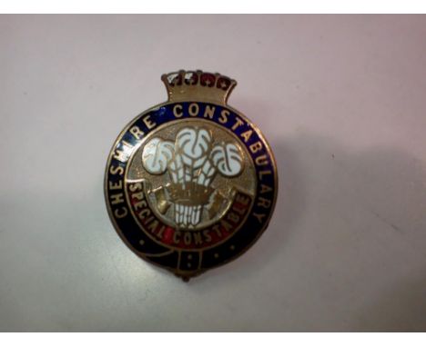 Enamel and gilt brass Cheshire Constabulary Special Constable buttonhole. P&amp;P Group 1 (£14+VAT for the first lot and £1+V