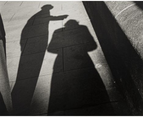 Hausmann, RaoulWien, 1886 - Limoges, 1971Blattgröße:  40,5 x 30,3 cm, o. R.3 Bl.: Les photographes, 1957; Reflect (toit de vo