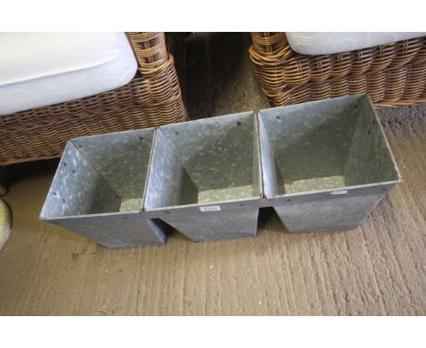 A galvanised three section planter (177)