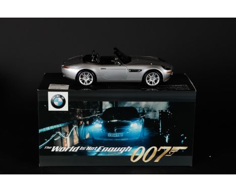 Kyosho - Scale 1/18 - BMW Z8 - James Bond - 007 Edition 1999 "The World is not Enough".