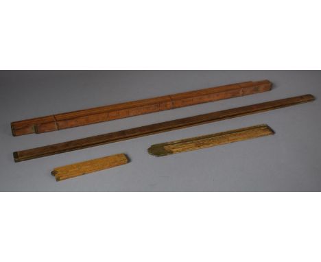 A Collection of Vintage Folding Carpenters Rulers 
