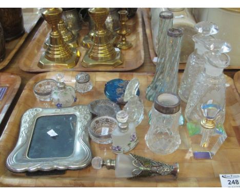 Tray of assorted glassware, various, to include: modern scent bottles and stoppers; silver topped Art Nouveau design jar and 