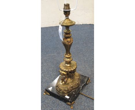 Heavy gilt metal table lamp with veined marble base.(B.P. 24% incl. VAT)