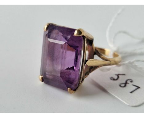 A large amethyst dress ring 9ct size P 7.6 gms