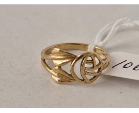 A Rennie mackintosh style ring 9ct size P 2 gms