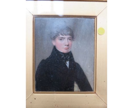 GILT FRAMED MINIATURE PORTRAIT OF A GENT 