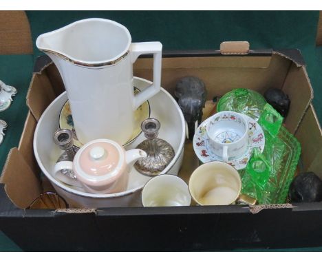 MIXED LOT OF SUNDRIES INCLUDING GLASS DRESSING TABLE SET, CERAMIC JUG AND BOWL, PLATED CANDLESTICK, CARVED ELEPHANTS, ETC. 