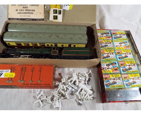 Model railways - an OO gauge diecast Hornby Dublo locomotive and tender 4-6-0 Cardiff Castle operating no 4075, green GWR liv