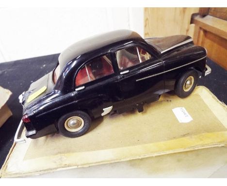A Victory Industries Vauxhall Velox 1950's battery operated model car, boxed - Est £50 - £80