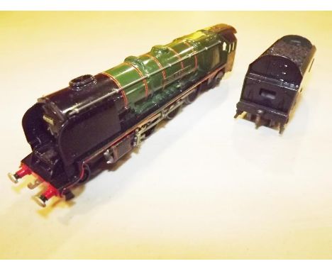 Model railways - a Hornby Dublo diecast model locomotive, 4-6-2 Duchess of Montrose, operating number 46232, boxed with tende