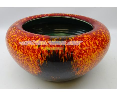 Large Poole Studio Concave Sunburst bowl, thrown by Alan White, D29cm Condition Report Click here for further images, conditi