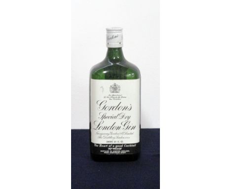  1 26 2/3 fl oz bt Gordons Special Dry London Gin 70° proof