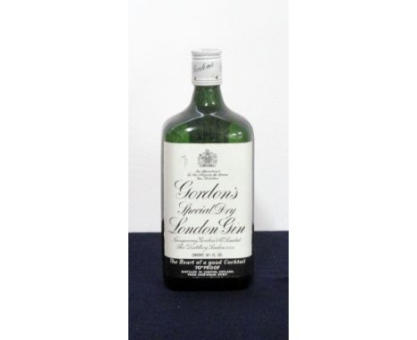  1 26 2/3 fl oz bt Gordons Special Dry London Gin 70° proof