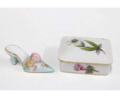 Herend floral painted trinket box, 10 x 4cm, together with a Herend porcelain shoe (2)