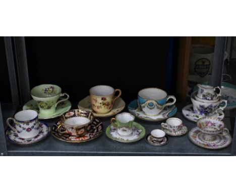 Collection of porcelain and bone china  cabinet cups and saucers to include Royal Worcester, Royal Crown Derby, Aynsley, etc 