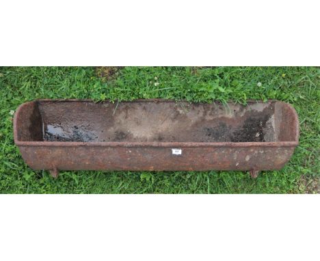 Antique cast iron trough - Approx length: 125cm