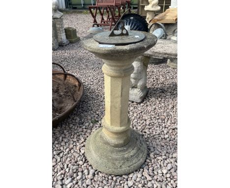 Sandstone sundial - Approx height: 66cm 