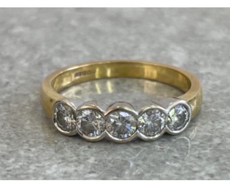 18CT WHITE AND YELLOW GOLD 5 STONE DIAMOND RING APX .75CT SIZE M1/2 3.6G