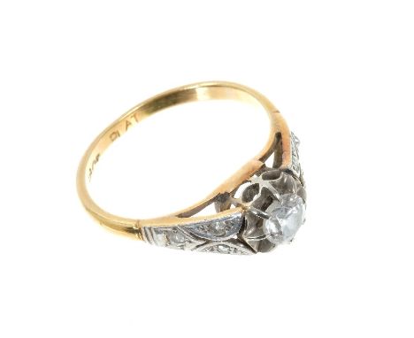 1930s diamond single stone ring with a brilliant cut diamond estimated to weigh approximately 0.30 carats, in platinum settin