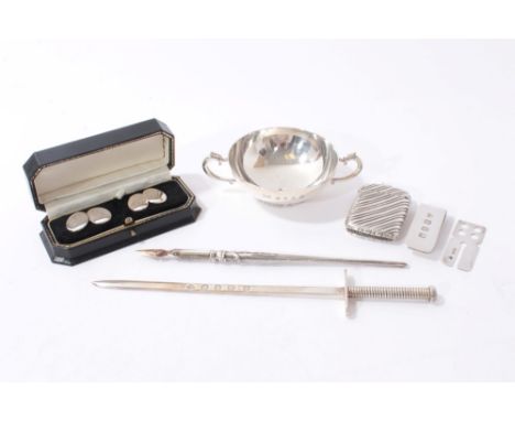 Selection of contemporary Irish silver items to include a two handled bowl with Millenium marks (Dublin 2000) maker WAF, a le