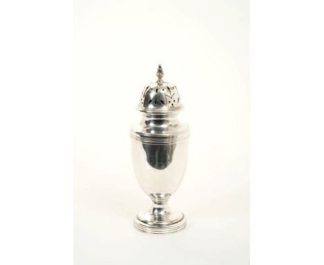Early George V silver sugar castor of urn form, with reeded decoration and pierced slip on cover, on a circular pedestal base