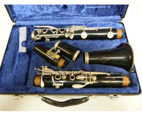CLARINET - cased Buffet of Paris Crampon & Cie. 