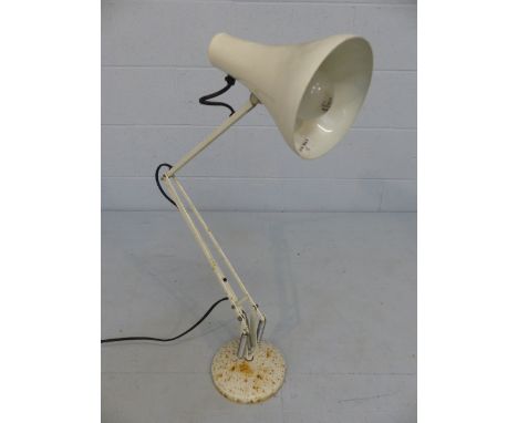 Angle poise lamp
