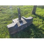 Fendt 1,800kg front linkage weight block. V