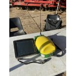 **UPDATED DESCRIPTION** John Deere StarFire 6000 dome (RTK) and screen (AutoTrac and section
