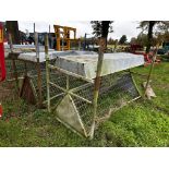 2x double sided cattle hay rack and mangers. V