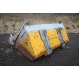 Suton hydraulic bucket brush. With Sanderson bucke