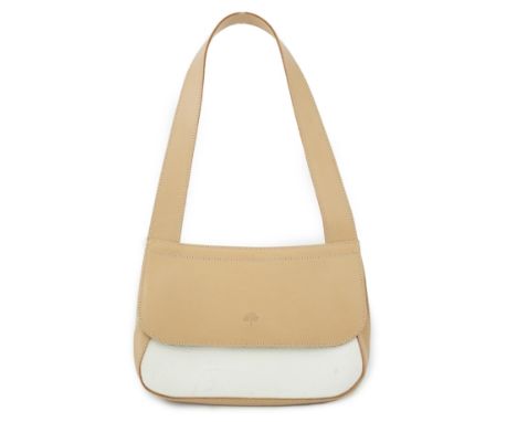 A Mulberry leather shoulder bag, two tone white and light tan. Mulberry logo embossed in the leather, height 18cm, height to 