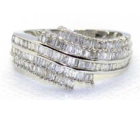  Ring, 750er WG, 4,0 gr., Brillanten ca. 0,76 ct. im Baguetteschliff, RG 53, Innendurchmesser 16,8 mm