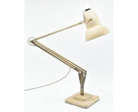Herbert Terry - Model 1227 - A early 20th century pre-war Anglepoise table / desk lamp light. The lamp having the original co