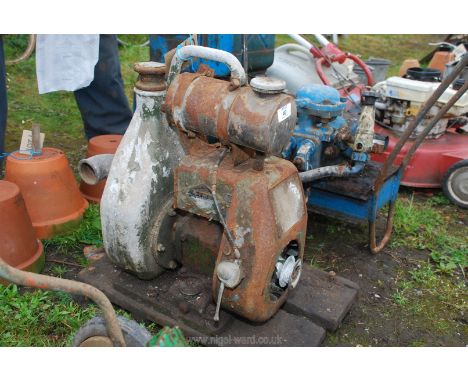 Alcon water Pump, petrol driven, (no compression to engine).    ****