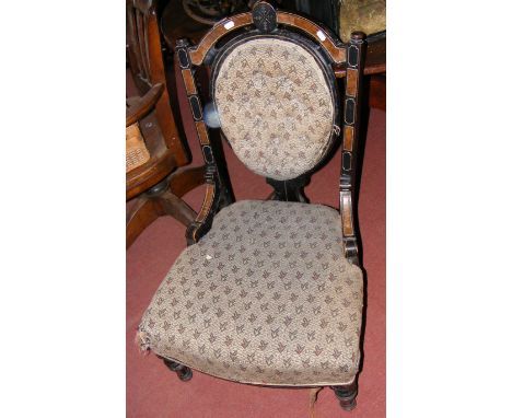 Late Victorian nursing chair with button back 