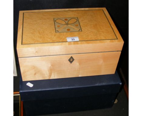 David Linley for Alfred Dunhill - humidor with inlaid top depicting tennis rackets - Limited Edition No.21 of 50 and having b