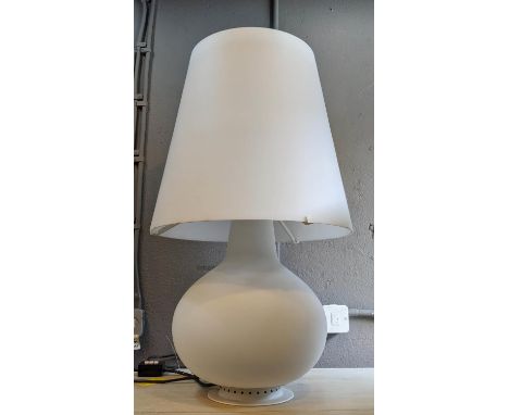 ATTRIBUTED TO FONTANA ARTE 1853 GRANDE TABLE LAMP BY MAX INGRAND, 80cm H approx. 