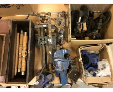 Two Stanley No. 77 dowel/rod making machines and collection of fittings, a Record No. 4 vice, three Record Irwin MFC153 clamp