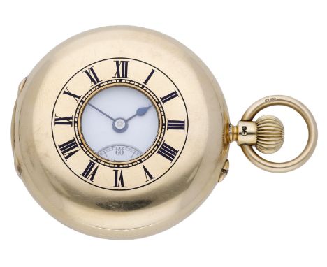 Retailed by Army & Navy Co-operative Ltd. A gold half-hunting cased keyless watch, 1909. Movement: three-quarter plate, lever
