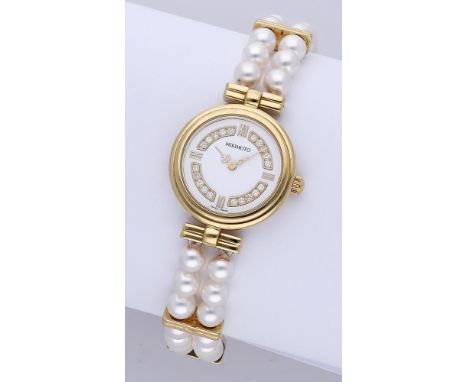 Mikimoto. A lady’s gold and cultured pearl bracelet watch, circa 2000. Movement: quartz, 12 jewels. Dial: white, Roman numera